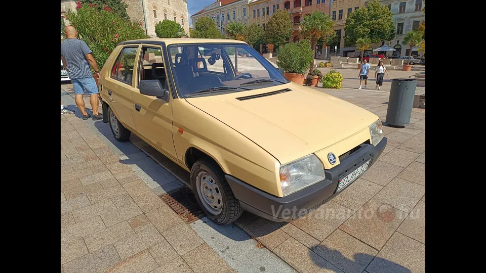 Skoda Favorit 136 gyári állapotú 